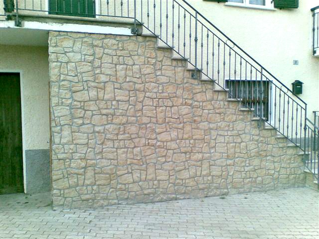 24062009001-min.jpg