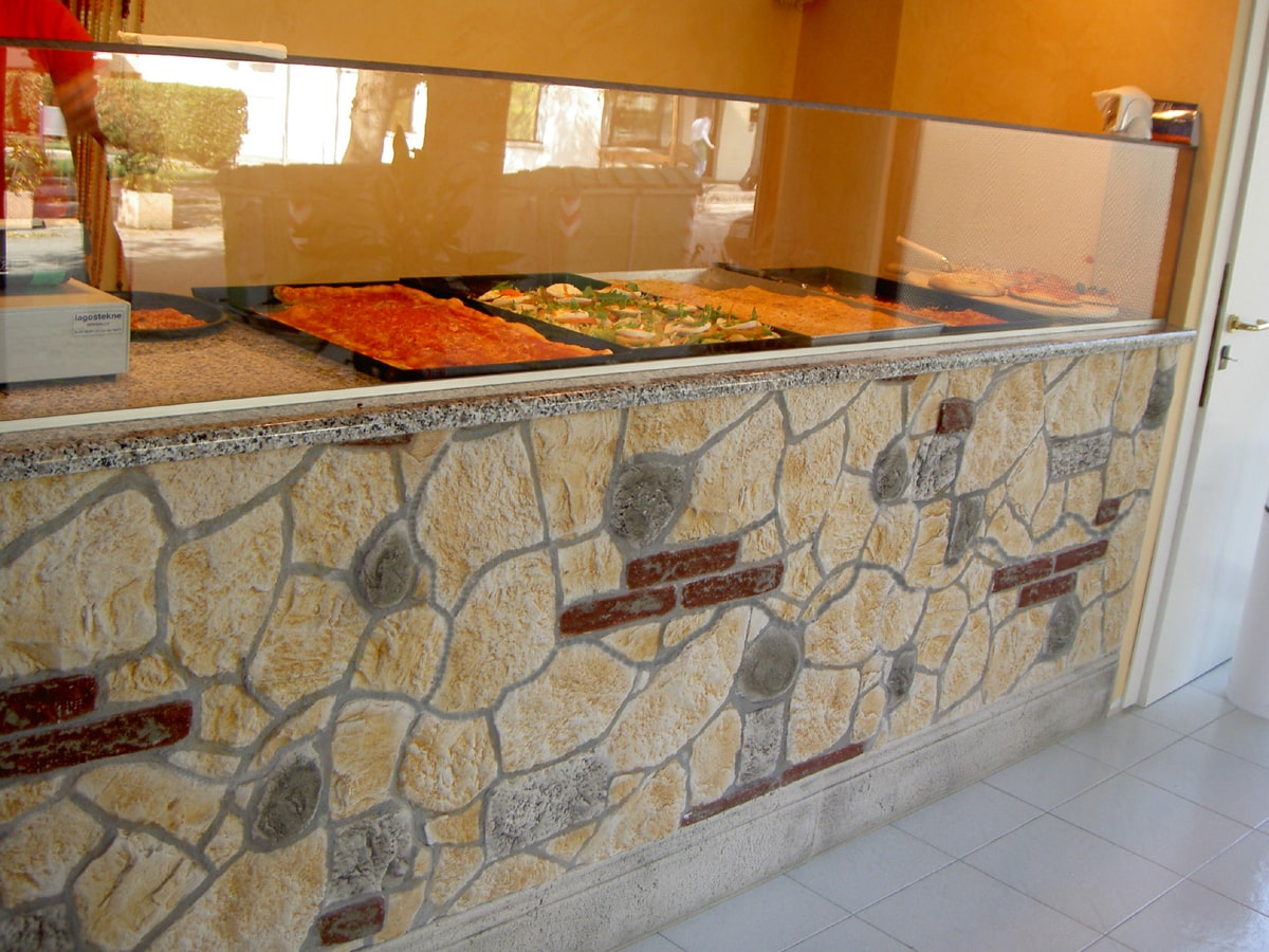 banco-pizzeria-capricci-dopo-min.jpg
