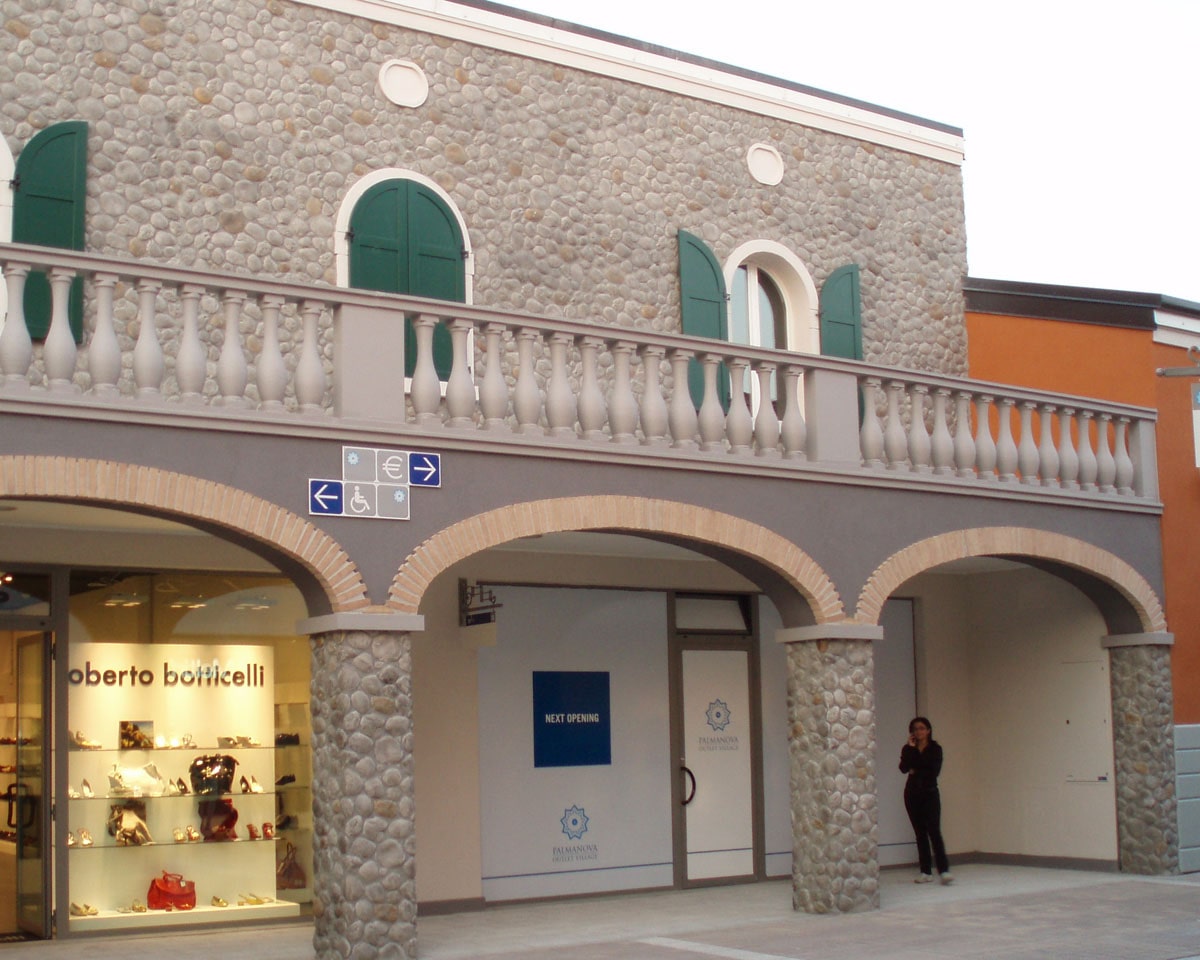 fiume_Commerciale-min.jpg